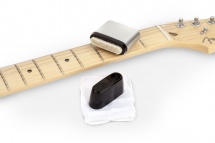 Fender Speed Slick Nettoyant Et Protecteur Pour Cordes