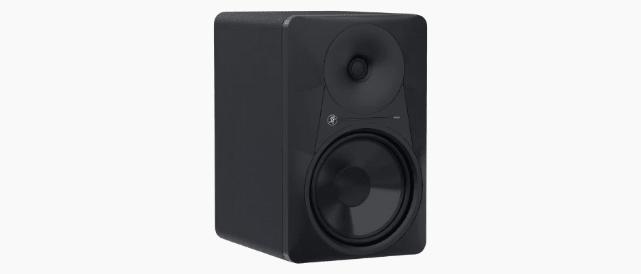 Mackie MR824