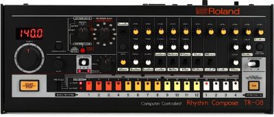 ROLAND TR08
