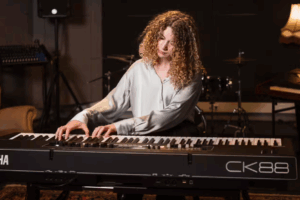 Top 5 des claviers Yamaha : guide et recommandations 