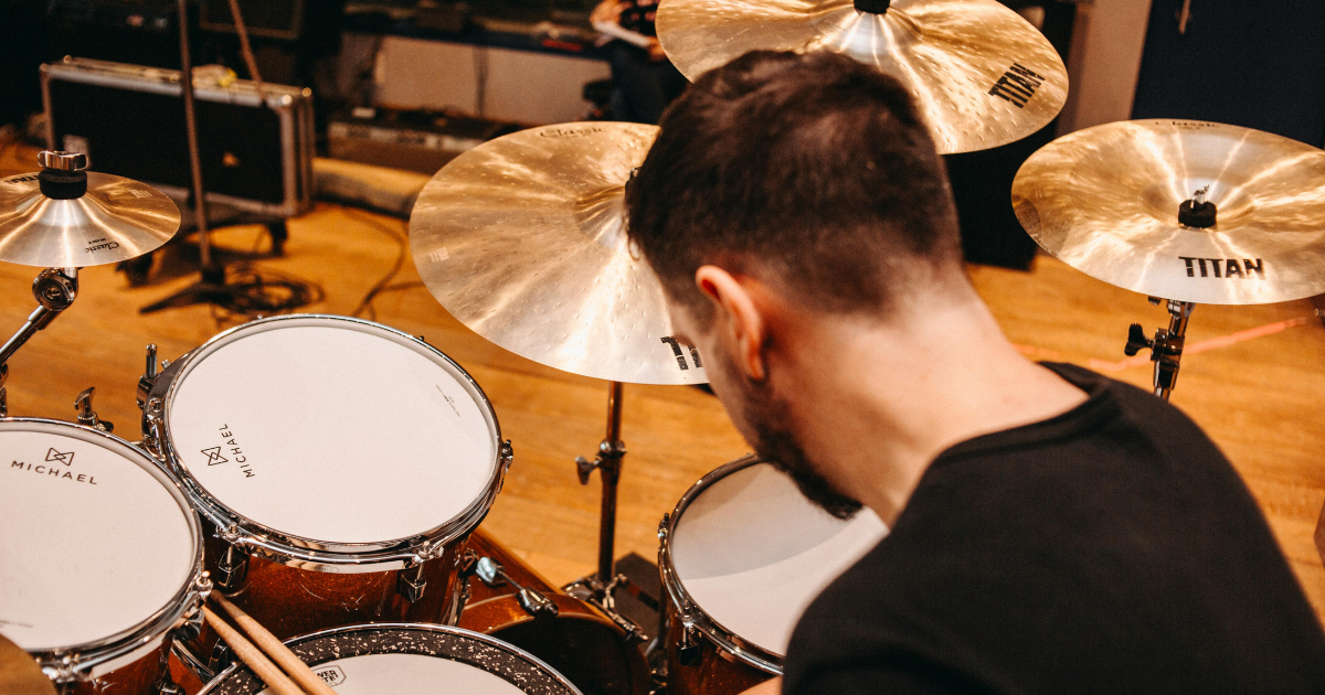 9 idées cadeaux pour un batteur – (...)