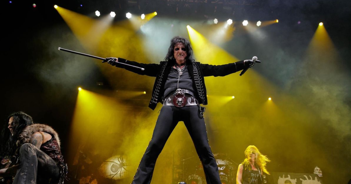 Alice Cooper célèbre les 50 ans de Welcome (...)