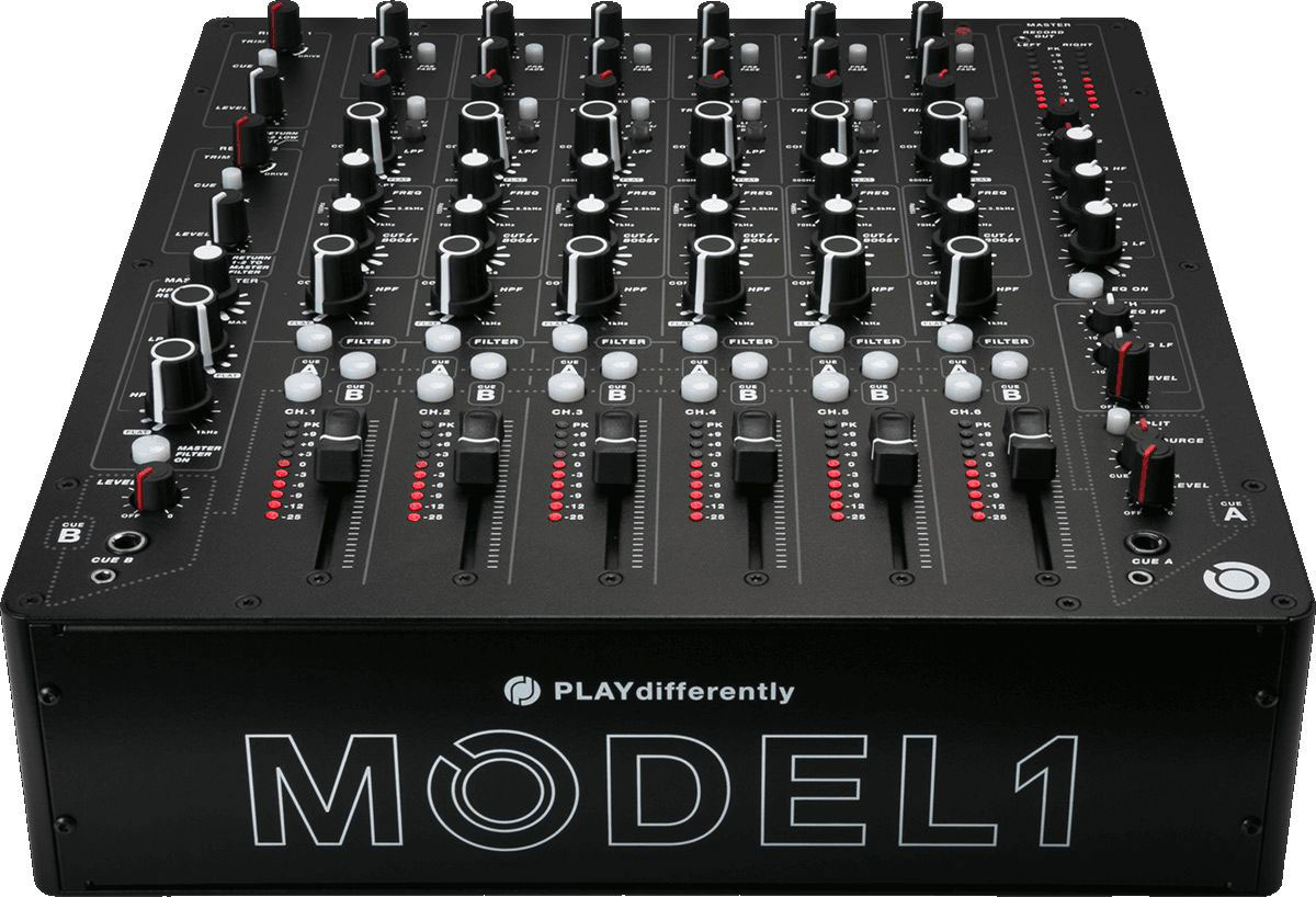 PLAY DIFFERENTLY 6-CHANNEL ANALOGUE DJ CONSOLE, 2 STEREO SENDS/RETURNS, 2 STEREO OUTPUTS + BOOTH