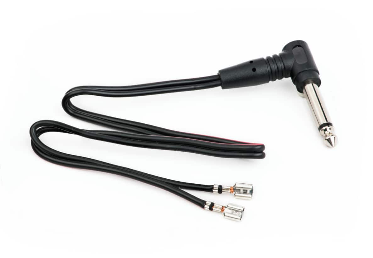 FENDER SPEAKER CABLE, RIGHT ANGLE, 13 1/2