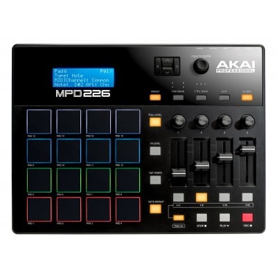 AKAI MPD 226