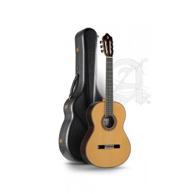 Concert 8P + 9557 Case