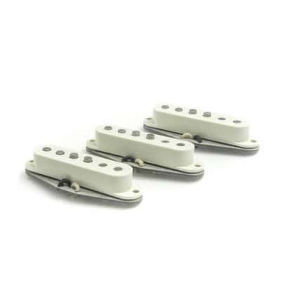 Bare Knuckle Pickups Irish Tour Strat 6 Set Parchment