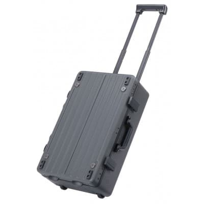 BCB-1000 MOLDED PLASTIC PROFESSIONAL « SUITCASE » PEDALBOARD WITH WHEELS SUITABLE FOR MULTIPLE PEDALS
