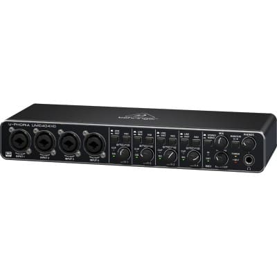 BEHRINGER UMC404HD