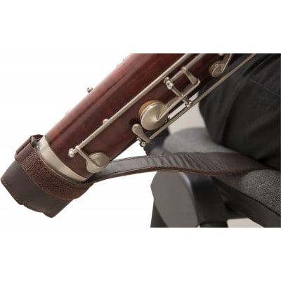 B06 - BASSOON LEATHER SEAT