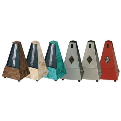 METRONOME PYRAMIDAL LIGHT MATT SILVER 855202