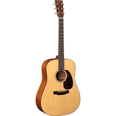 MARTIN GUITARS D-18