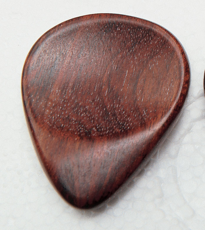 DUGAIN ROSEWOOD
