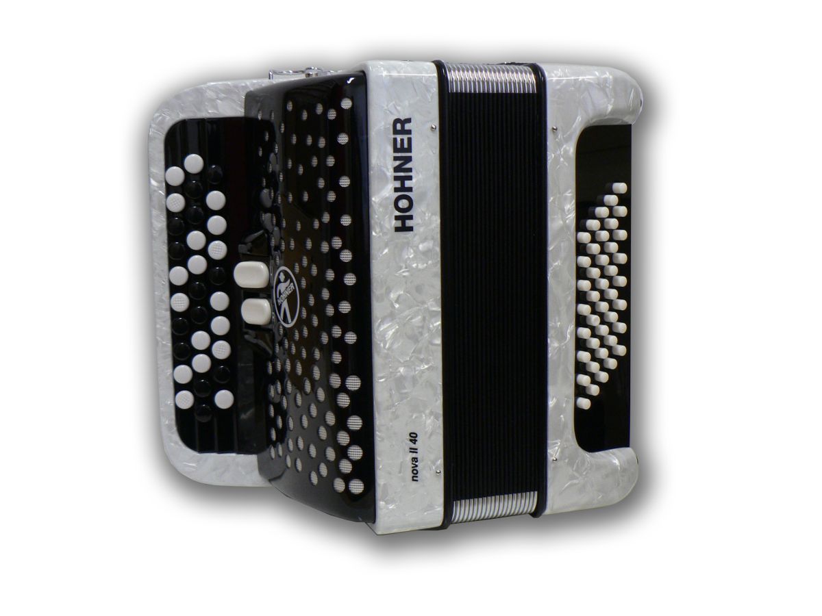 HOHNER NOVA II 40 BUTTONS