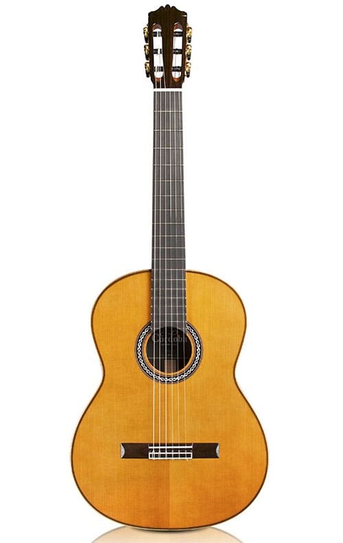 CORDOBA LUTHIER C12 CD AVEC ÉTUI