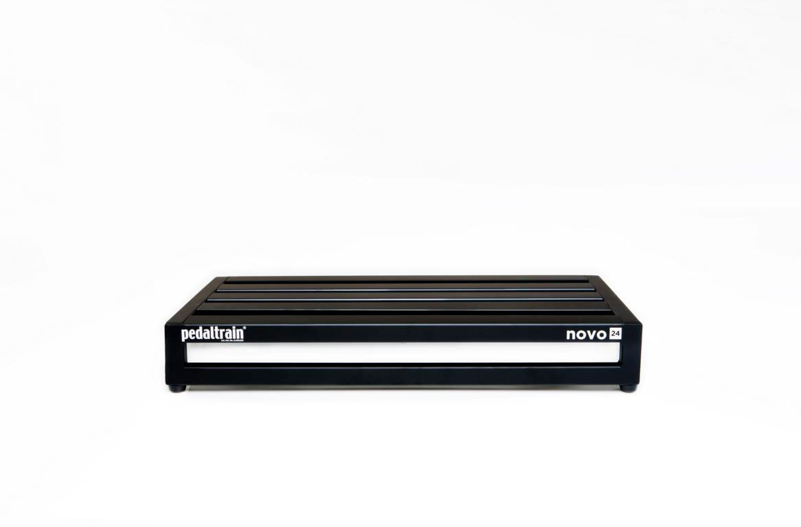 PEDALTRAIN NOVO 24 PEDALBOARD WITH TOUR CASE