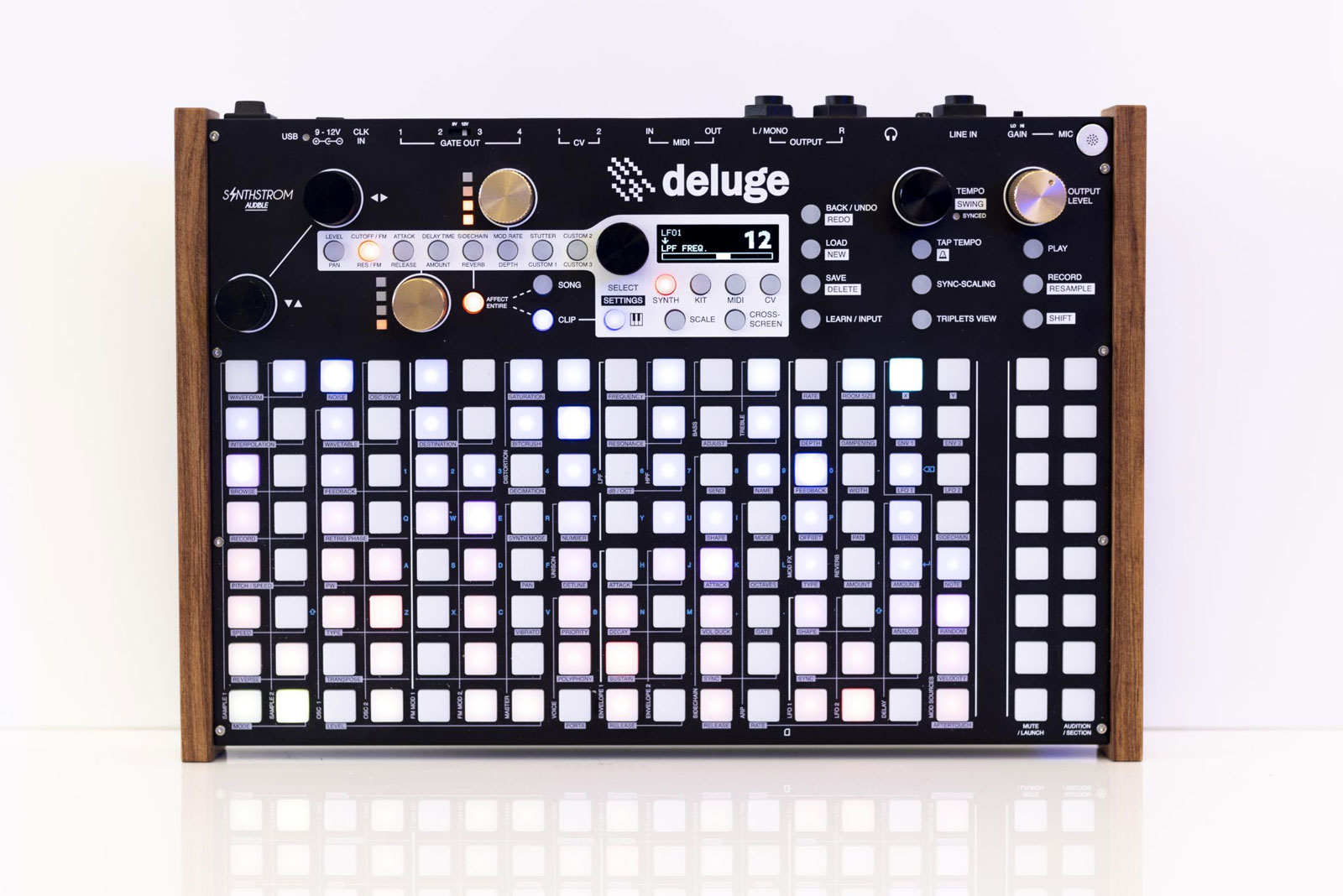 SYNTHSTROM AUDIBLE Deluge