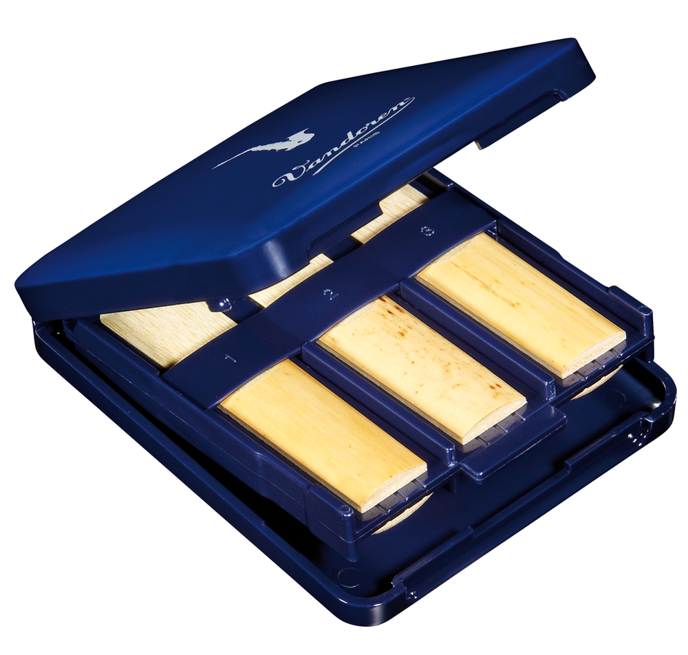 VANDOREN REEDS CASE FOR ALTO SAXOPHONE & CLARINET - VRC620